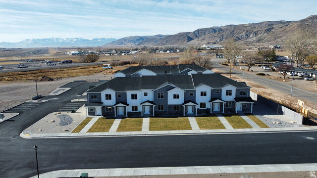 Property Photo: 1198 S Village Ln B1 UT 84701