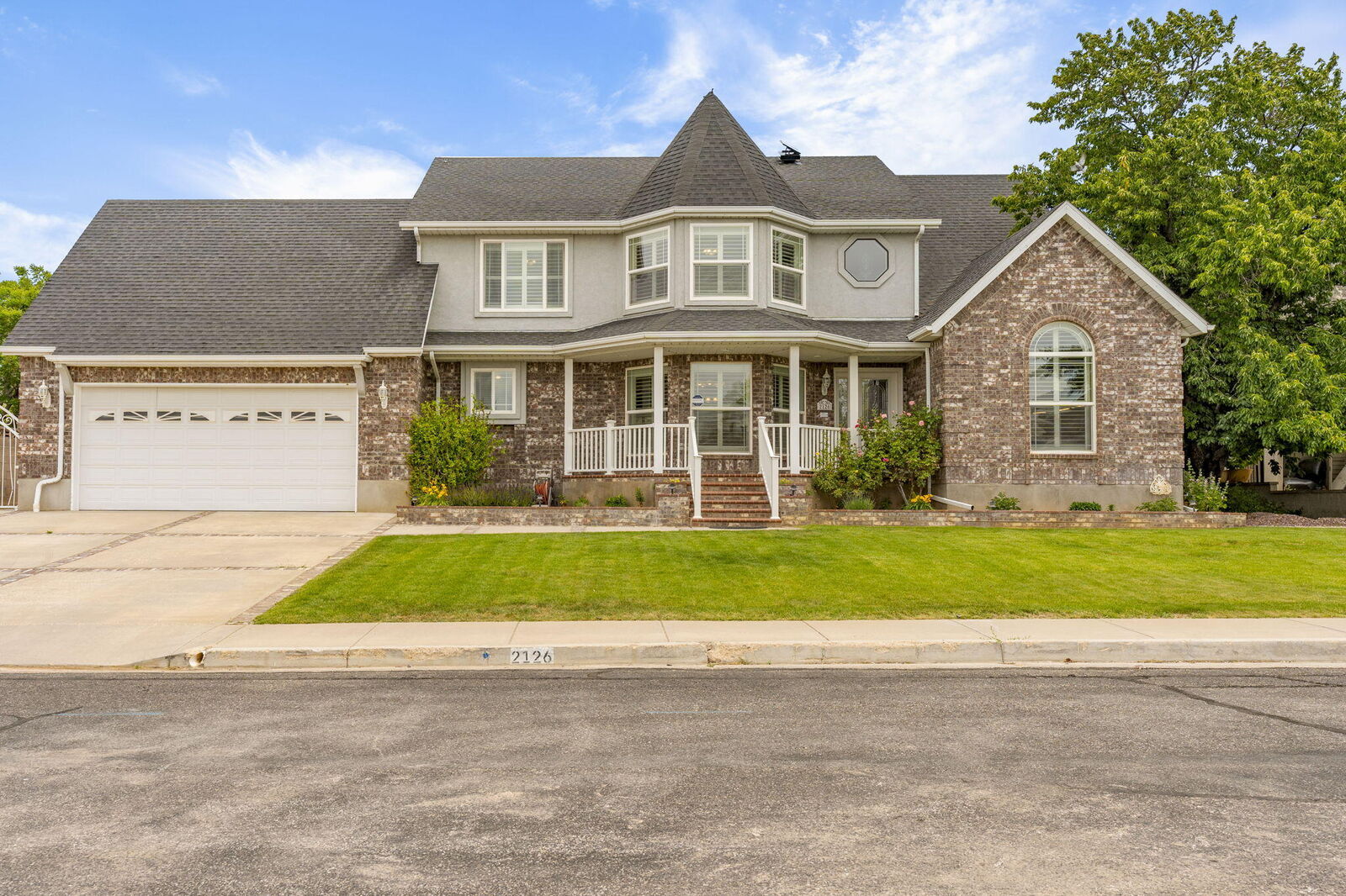 Property Photo: 2126 N Cobblecreek Dr UT 84721