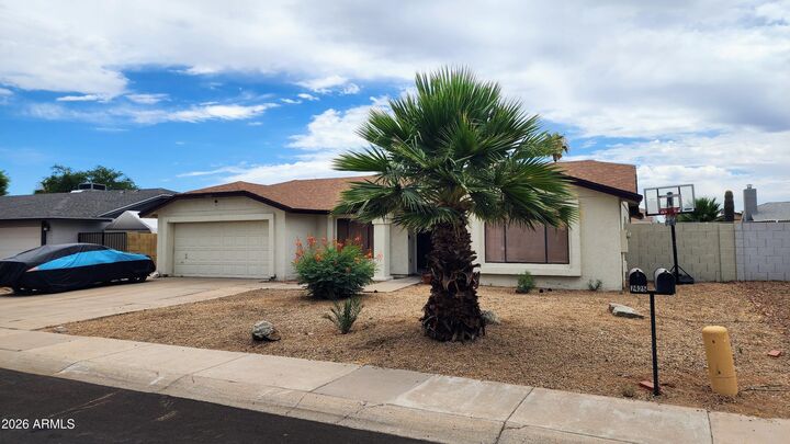 Property Photo: 7425 W Jenan Drive AZ 85345