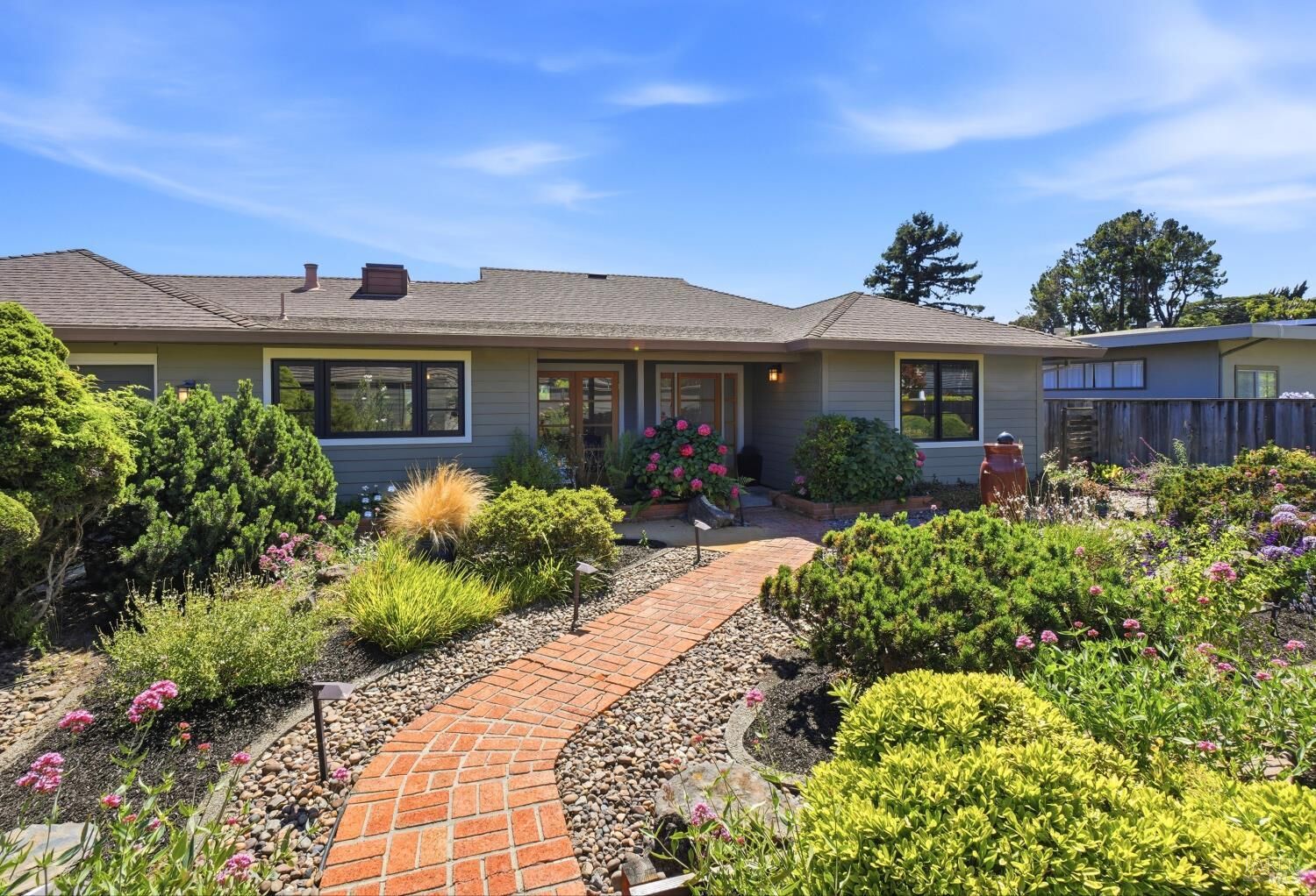 Property Photo: 686 Hawthorne Drive CA 94920