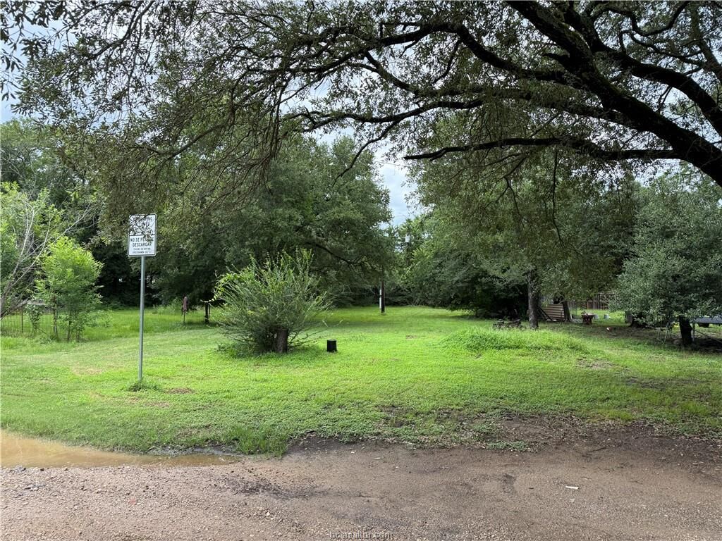 Property Photo: 2503/2504 Emerald Dr Drive TX 77803