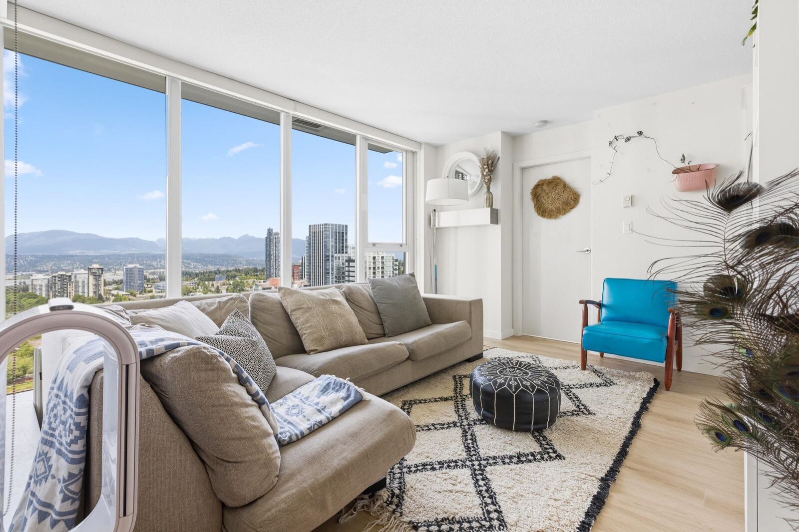 Property Photo: 13325 102A Avenue 3303 BC V3T 5J7