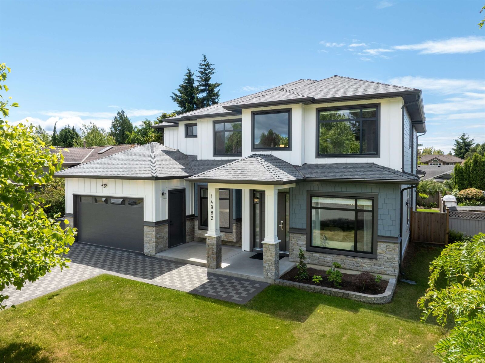 Property Photo: 14982 21 Avenue BC V4A 8G3