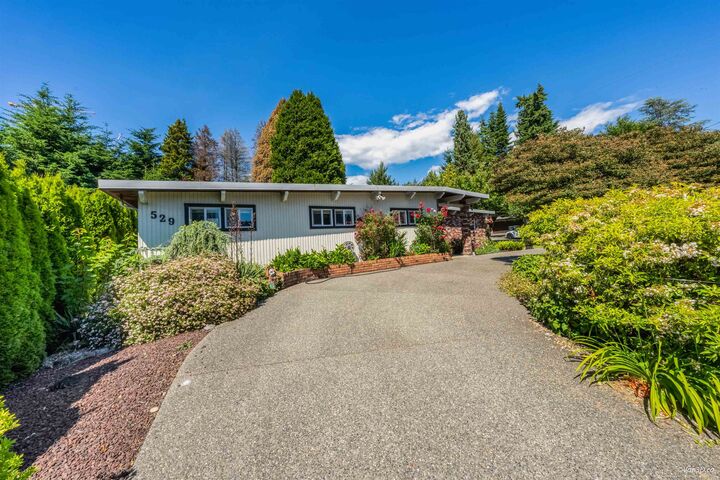 Property Photo: 529 Appian Way BC V3J 2A6