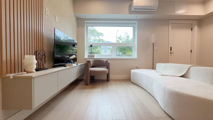 Property Photo:  110 Woodstock Avenue  BC V5Y 0P4 