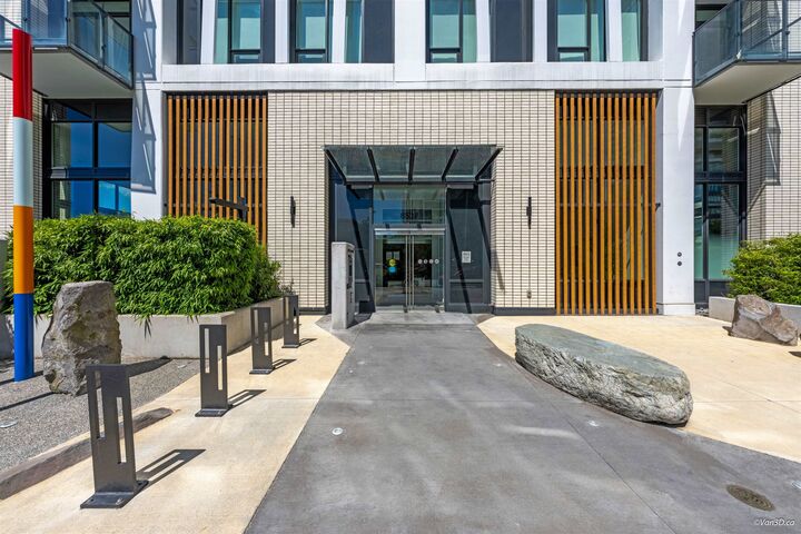 Property Photo:  6537 Telford Avenue 602  BC V5H 0K9 