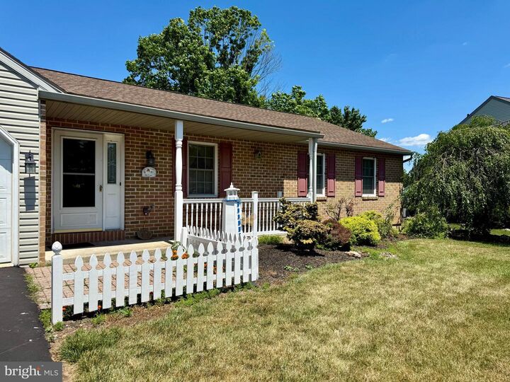 Property Photo: 304 W Walnut Tree Drive PA 19510