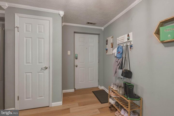 Property Photo:  59 Sweetfern Court  NJ 08053 