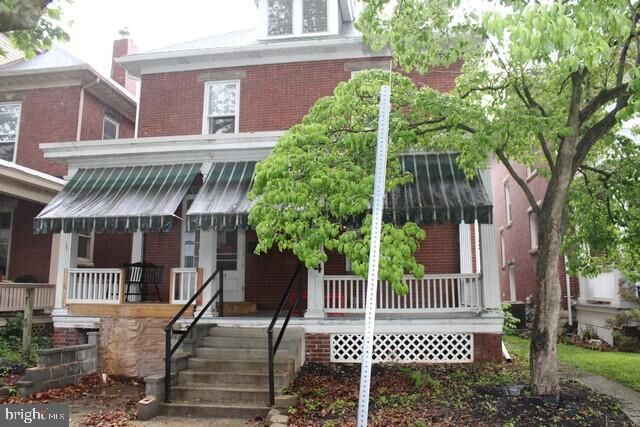 Property Photo:  44 Glen Street N  PA 17201 