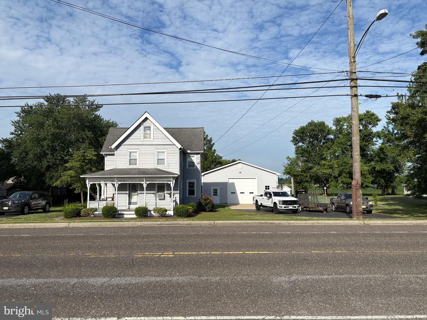 Property Photo:  909 Main St Canton  NJ 08079 