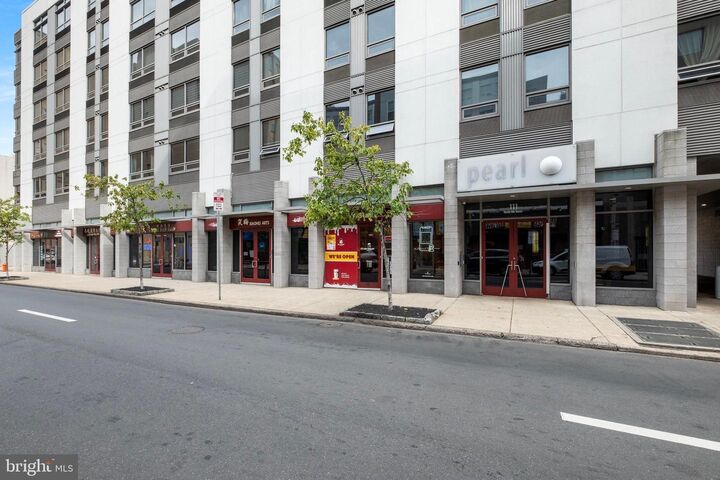 Property Photo: 815 Arch Street 37 218 PA 19107