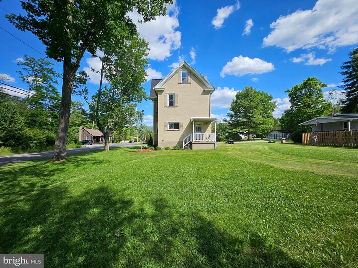 Property Photo: 2204 W 12th Street PA 16686