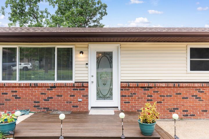 Property Photo:  1216 Mark Drive  AR 72653 