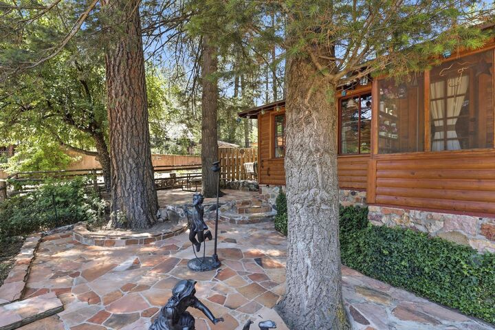 Property Photo: 372 Short Road AZ 85541