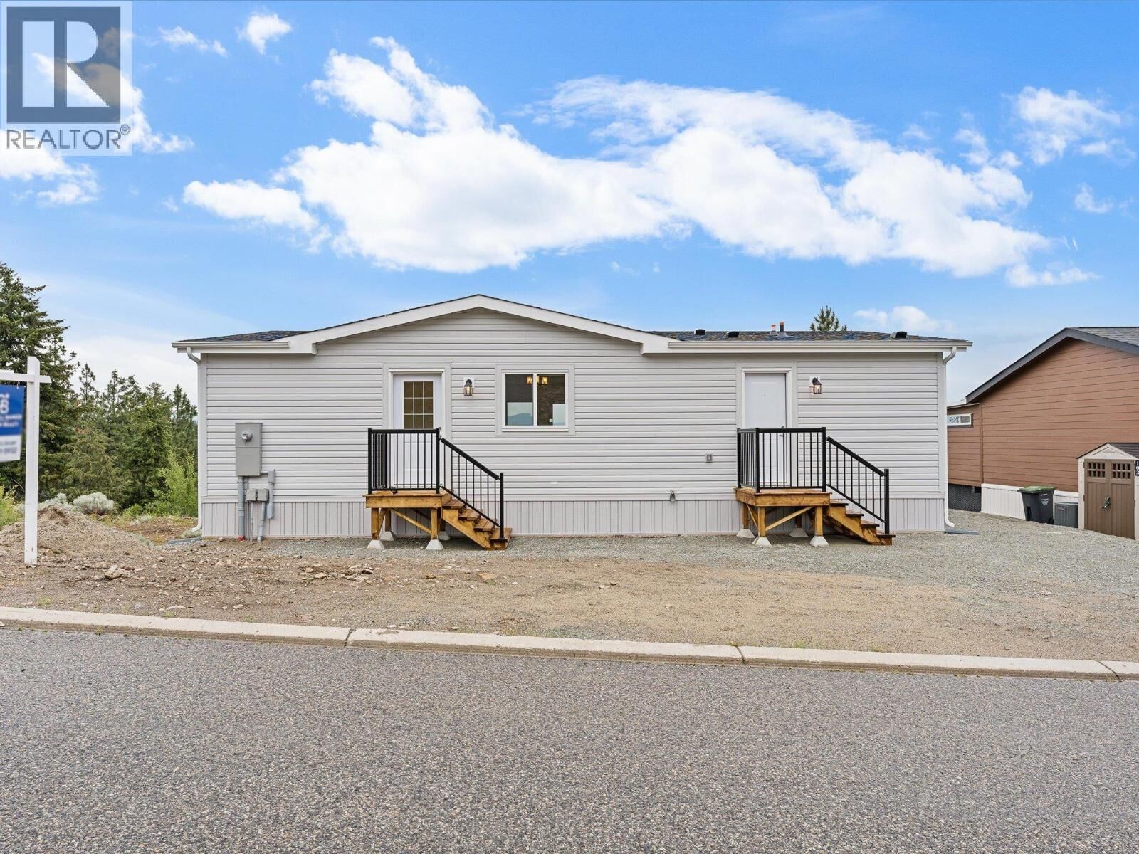 Property Photo:  1750 Lenz Road 102  BC V1Z 3N1 