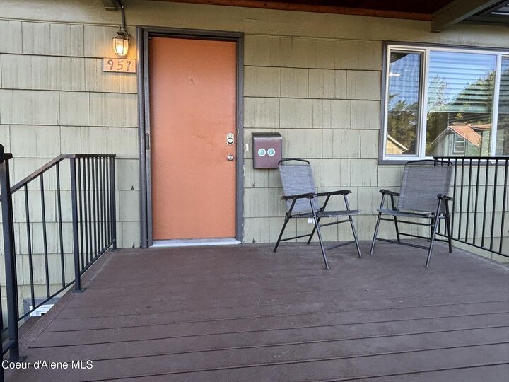 Property Photo: 957 N 7th St ID 83814