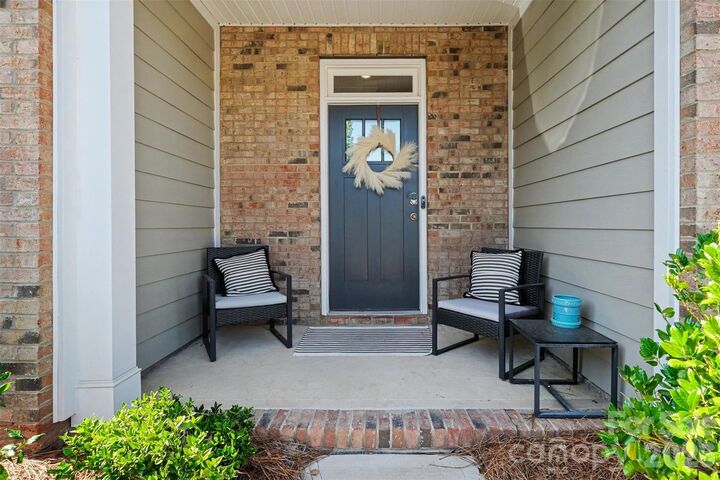 Property Photo: 2202 Bexar Trail NC 28105