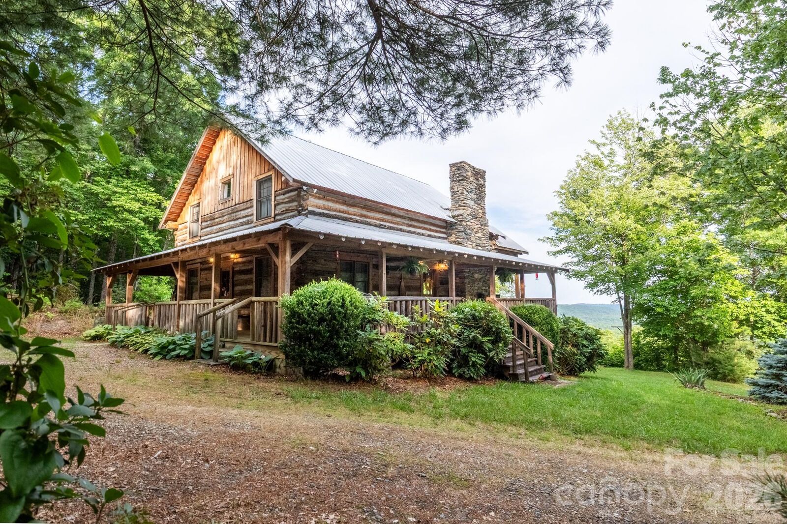 Property Photo: 1639 Mountain Vista Drive NC 28649
