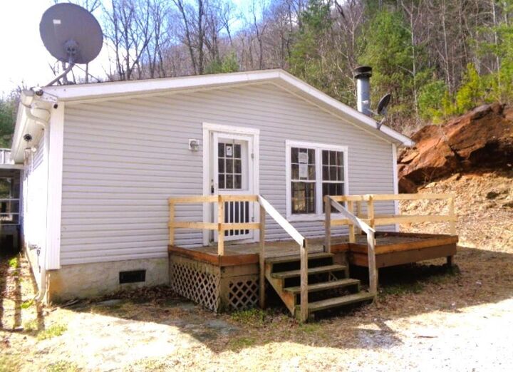 Property Photo: 47 Integrity Mountain Road NC 28763