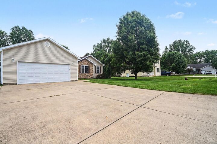 Property Photo:  115 Sweet Bay Trail  OH 45154 