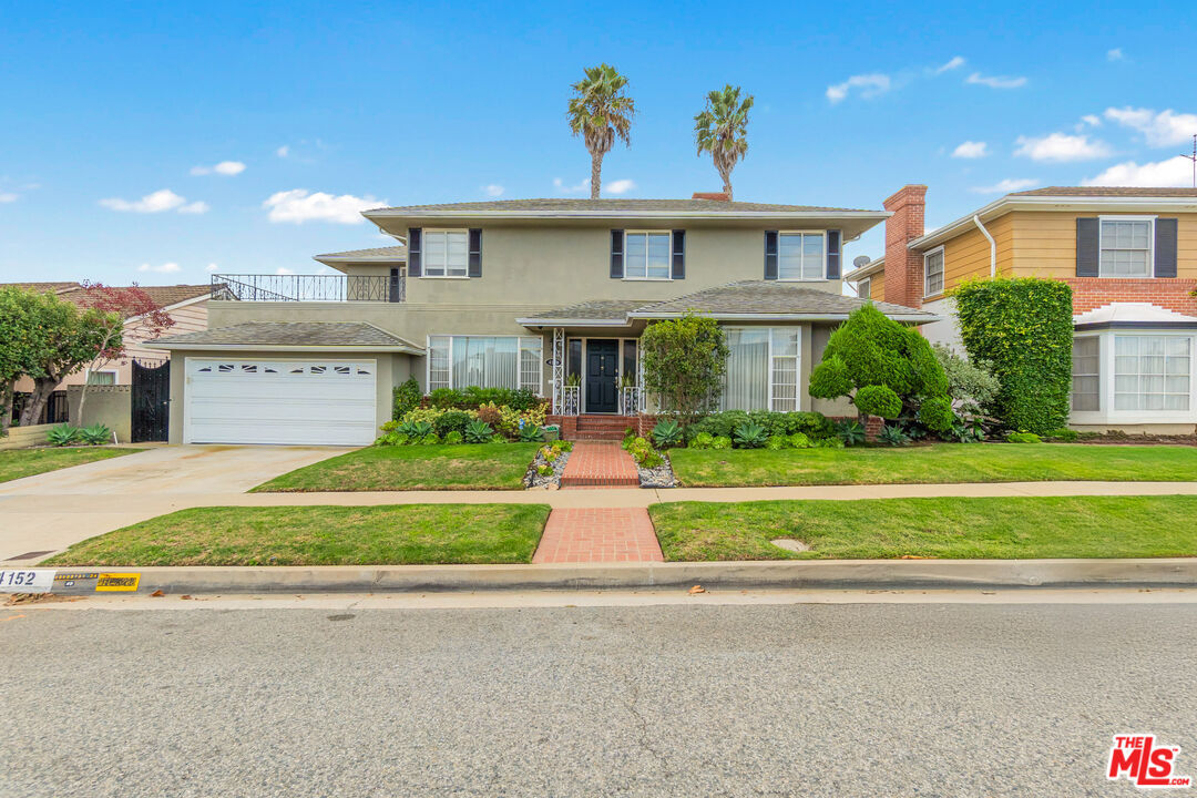 Property Photo:  4152 Mount Vernon Dr  CA 90008 