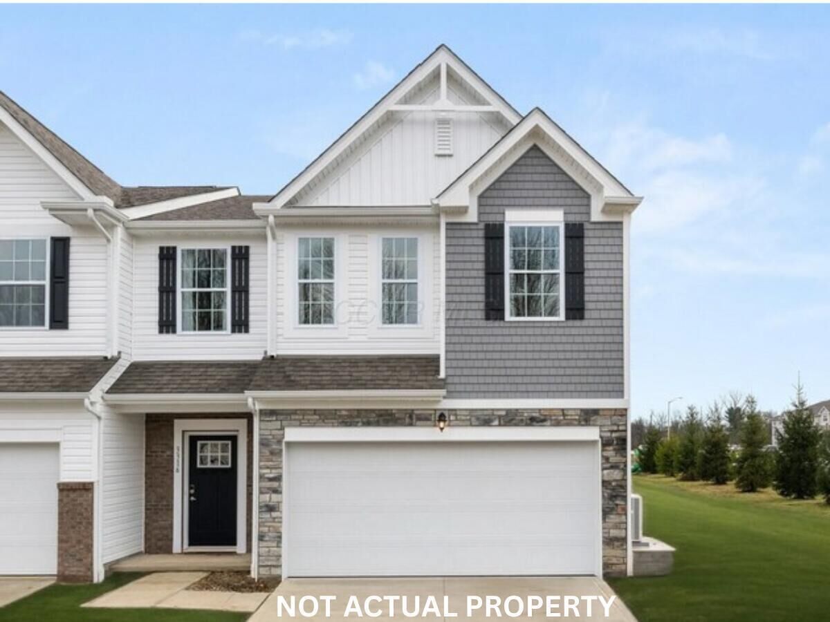 Property Photo:  3281 Sunmark Avenue  OH 43232 