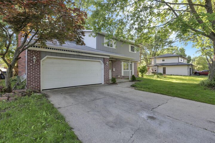 Property Photo: 6467 Sharon Woods Boulevard OH 43229