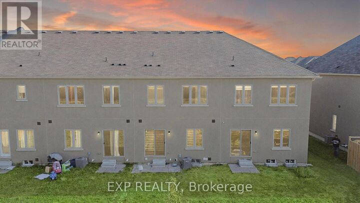 Property Photo: 67 Bilanski Farm Road ON N3S 0J6