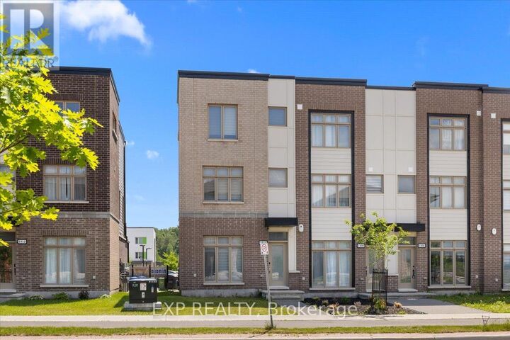 Property Photo:  1410 Hemlock Road  ON K1K 5A8 