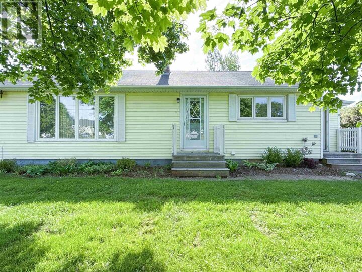 Property Photo: 18 Laurie Drive PE C1A 5M8
