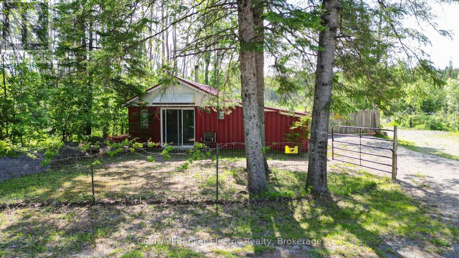Property Photo:  49 River Road  ON K0M 1N0 