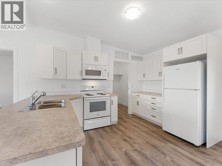 1750 Lenz Road 102 — photo 1