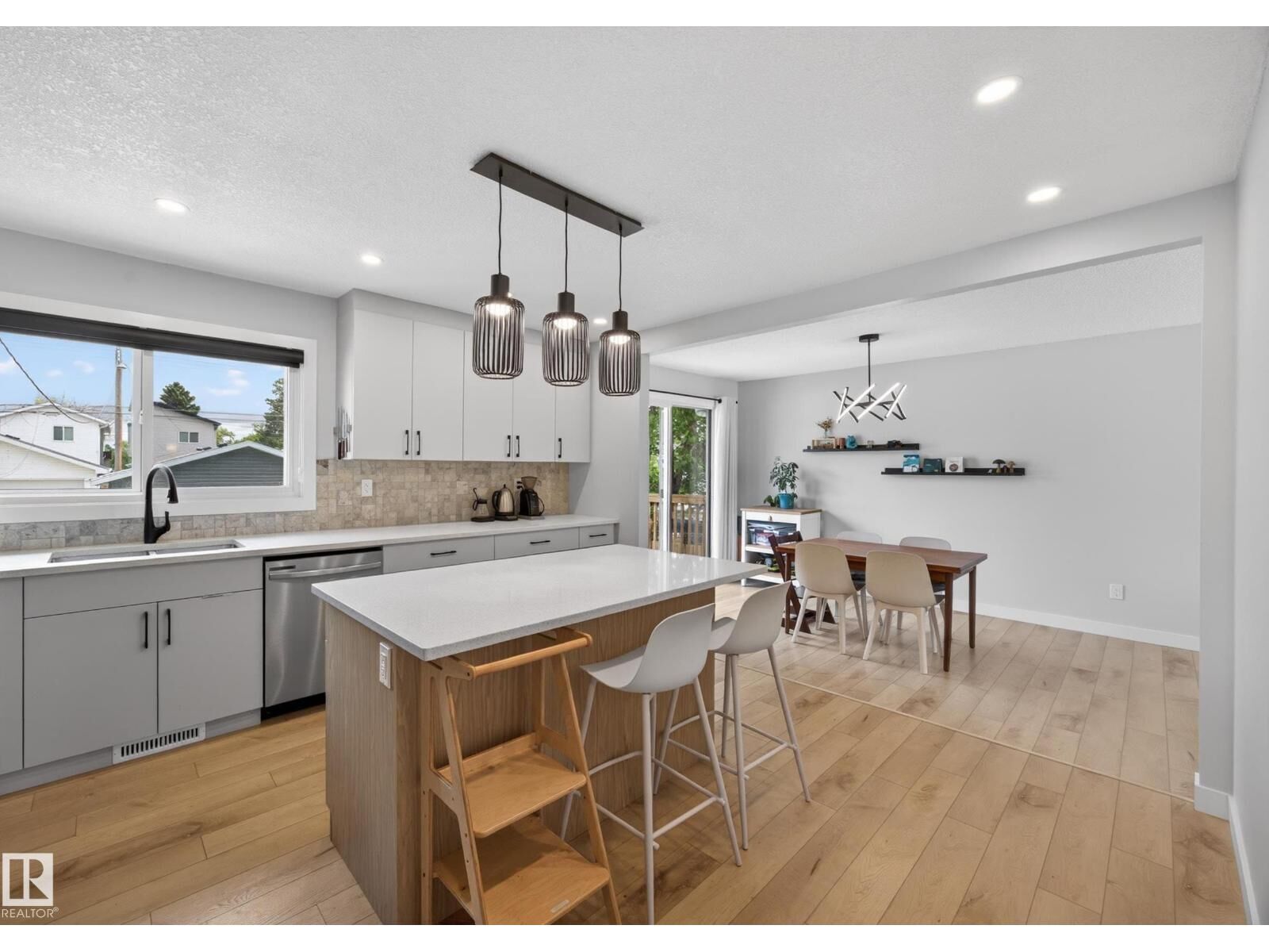 Property Photo: 9915 154 St NW AB T5P 2G8
