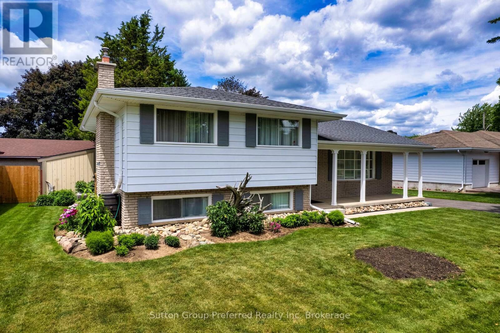 Property Photo: 527 Fair Street ON N4S 5T9