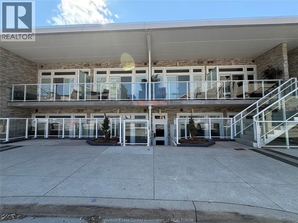 Property Photo: 477 Pelissier Street 12 ON N9A 4L2