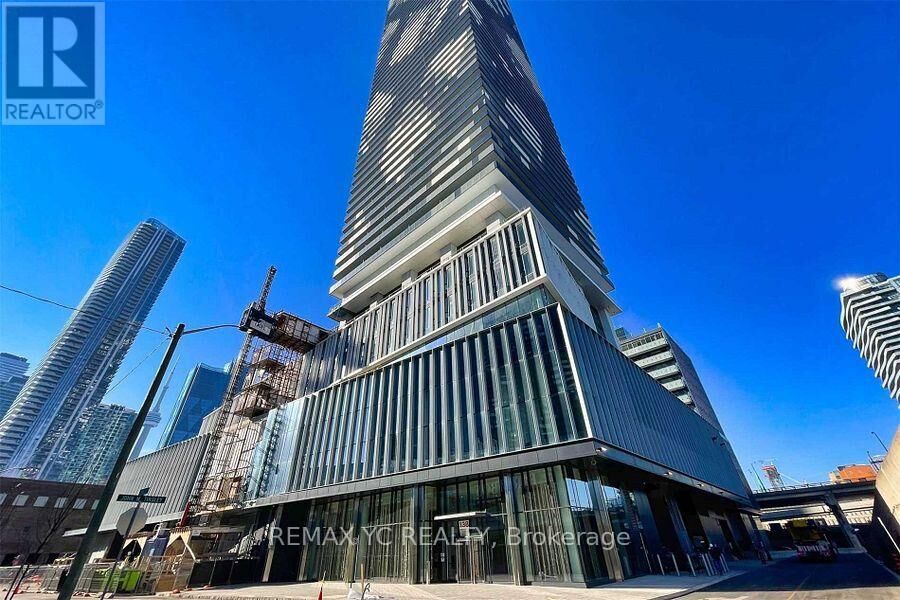 Property Photo:  138 Downes Street 3201  ON M5E 0E4 