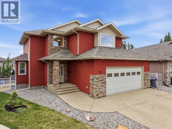 Property Photo: 30 Lawson Close AB T4R 0H4