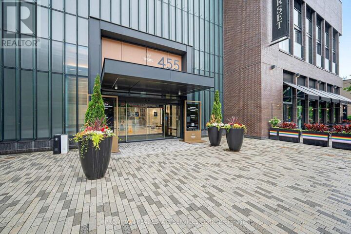Property Photo:  455 Wellington Street West 908  ON M5J 2R2 
