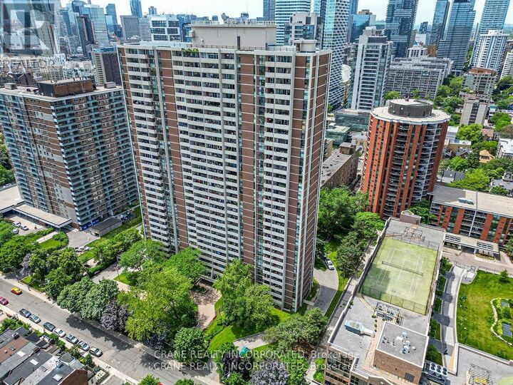 Property Photo:  40 Homewood Avenue 210  ON M4Y 2K2 
