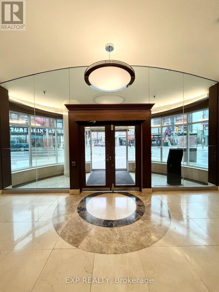 Property Photo: 200 Rideau Street 1002 ON K1N 5Y1