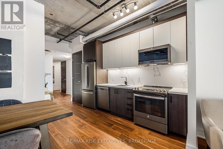 Property Photo:  150 Marketplace Avenue 1606  ON K2J 6V2 