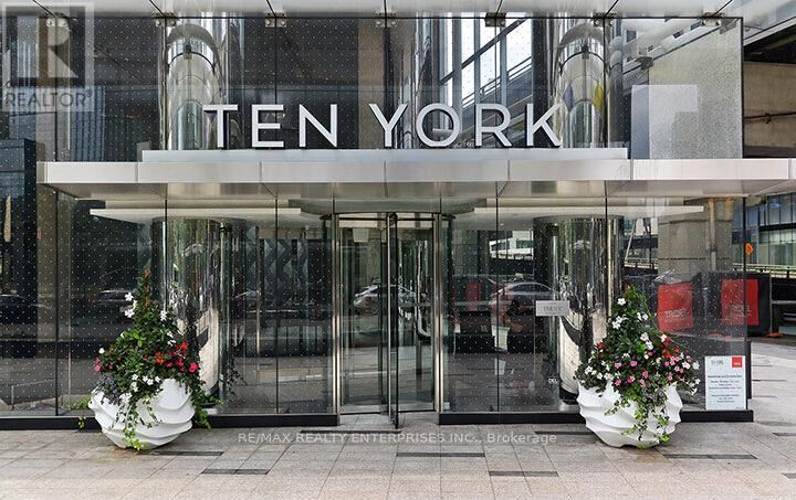 Property Photo:  10 York Street 1405  ON M5J 0E1 