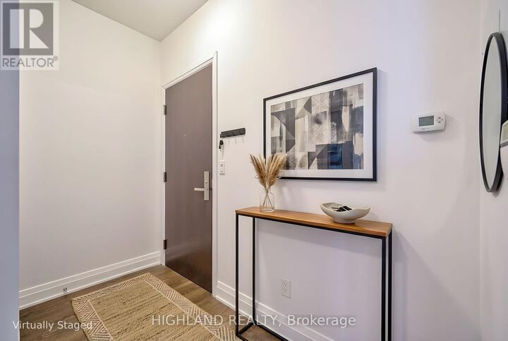 Property Photo: 55 Speers Road 306 ON L6K 0H9