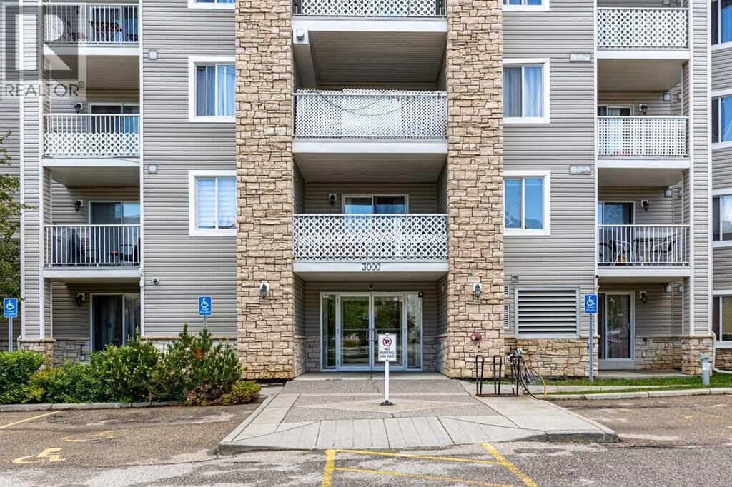 Property Photo: 16320 24 Street Southwest AB T2Y 5A1