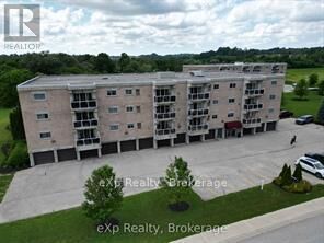 Property Photo:  85 North William Street North 401  ON N0G 2V0 