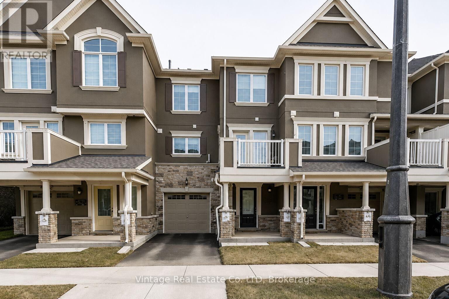 Property Photo:  126 Christopher Road  ON L6H 0Y1 