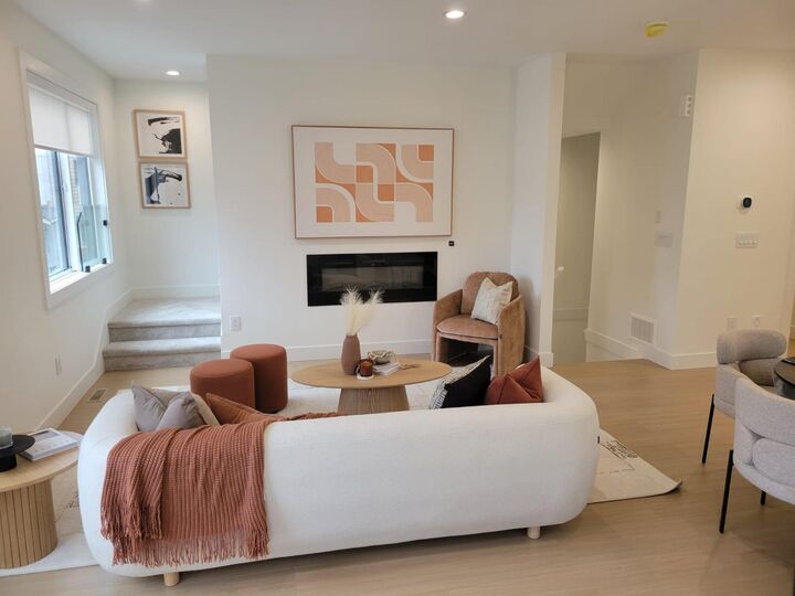 Property Photo: 1641 King Crescent 10 BC V2S 7M7
