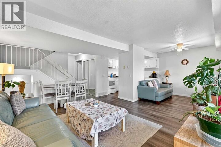 Property Photo: 2200 Woodview Drive Southwest AB T2W 3N6