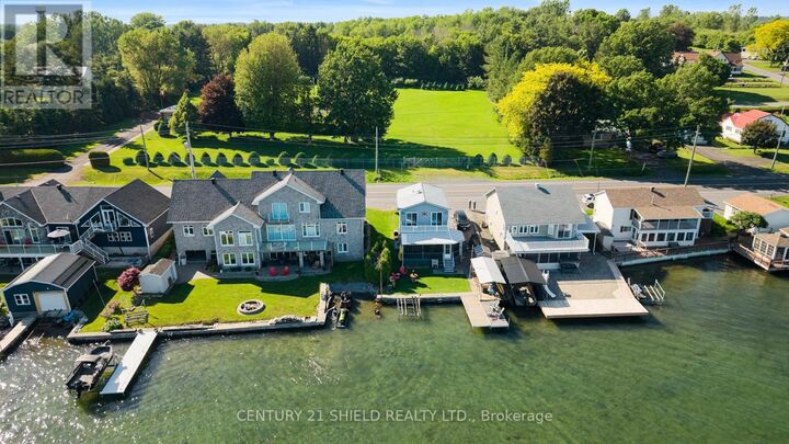 Property Photo:  18438 County Rd 2 Road  ON K6H 5R1 
