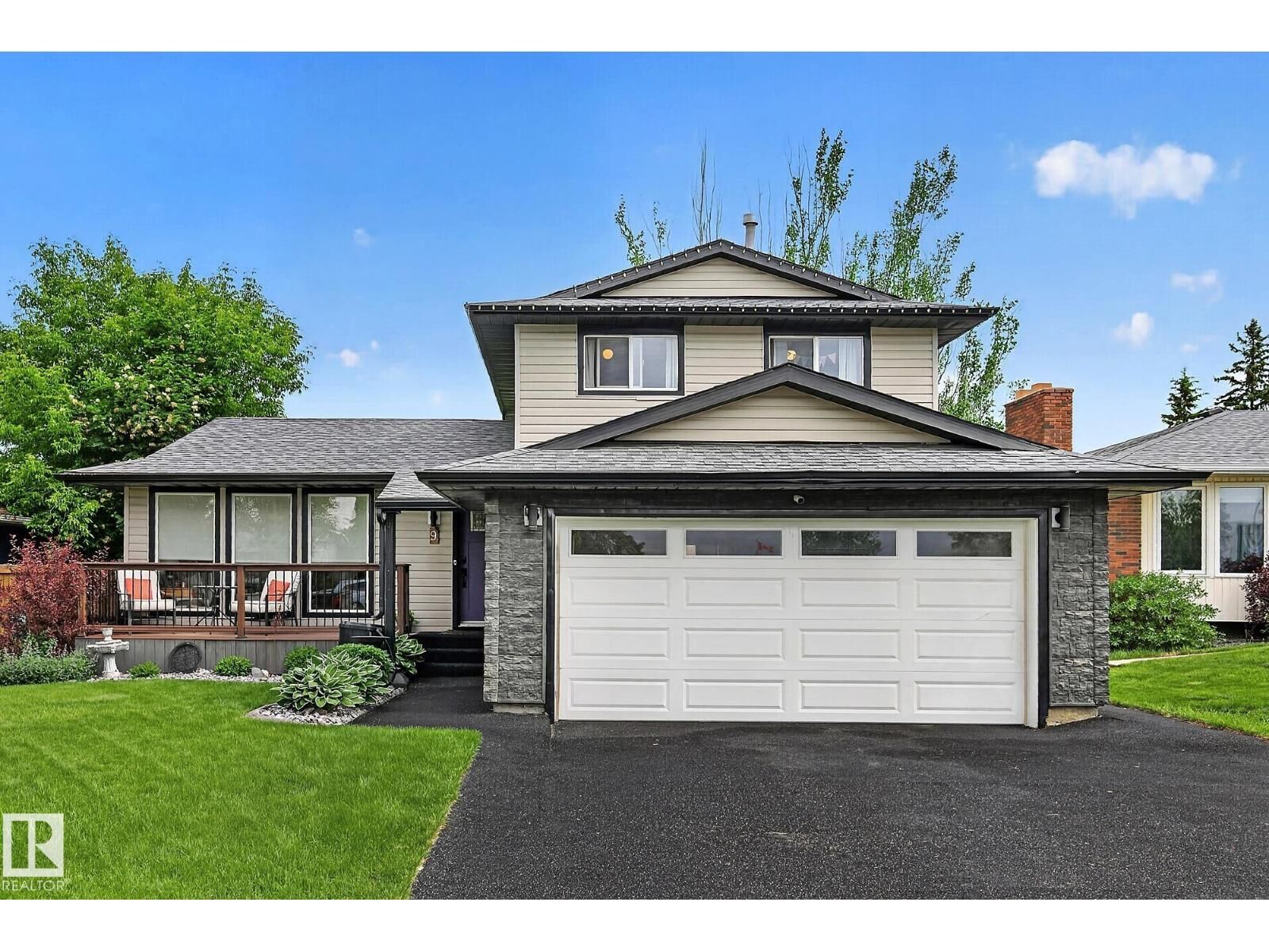 Property Photo: 9 Millgrove Dr AB T7X 2M2
